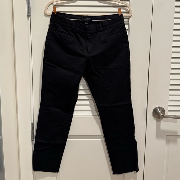 Banana Republic Pants - Banana Republic Sloan Curvy Fit Black Slim Pants / Slacks